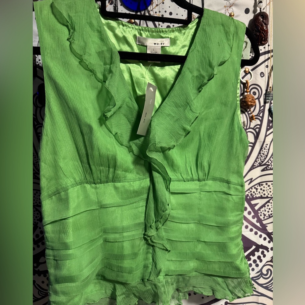 ✅WD.NY Vibrant Green Sleeveless Blouse - Picture 1 of 4
